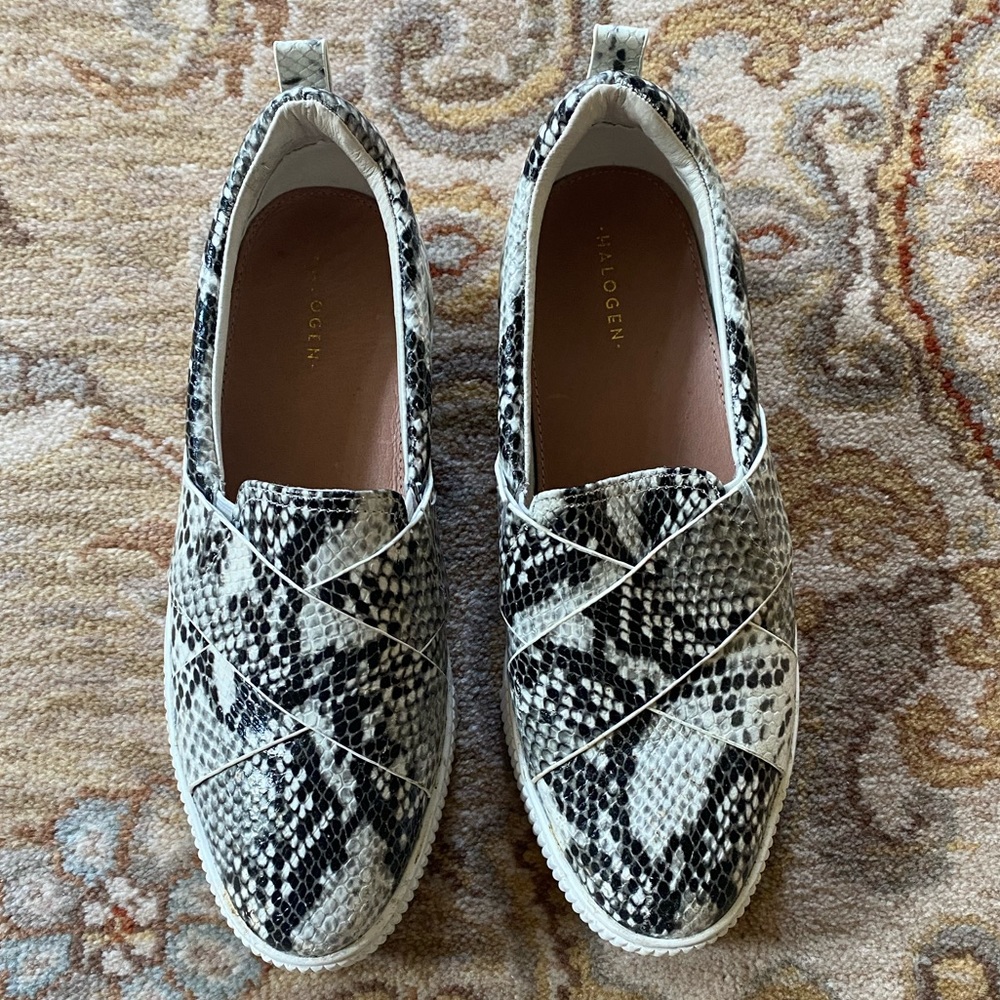 Platform sneakers